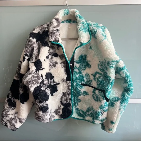 Free People Hit The Slopes Printed Fleece Jacket - Picture 2 of 6